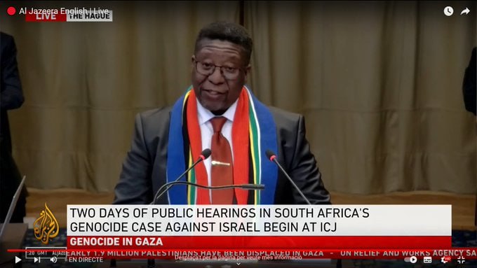 BDSPaisValencia's tweet photo. Històriques primeres paraules del representant sud-africà 🇿🇦 davant la Cort Internacional de Justícia de l'ONU en la denúncia contra Israel per genocidi:

"Sud-àfrica ha reconegut la Nakba en curs contra el poble palestí a través de la colonització israeliana des del 1948..." https://t.co/S2tTOc6Iza