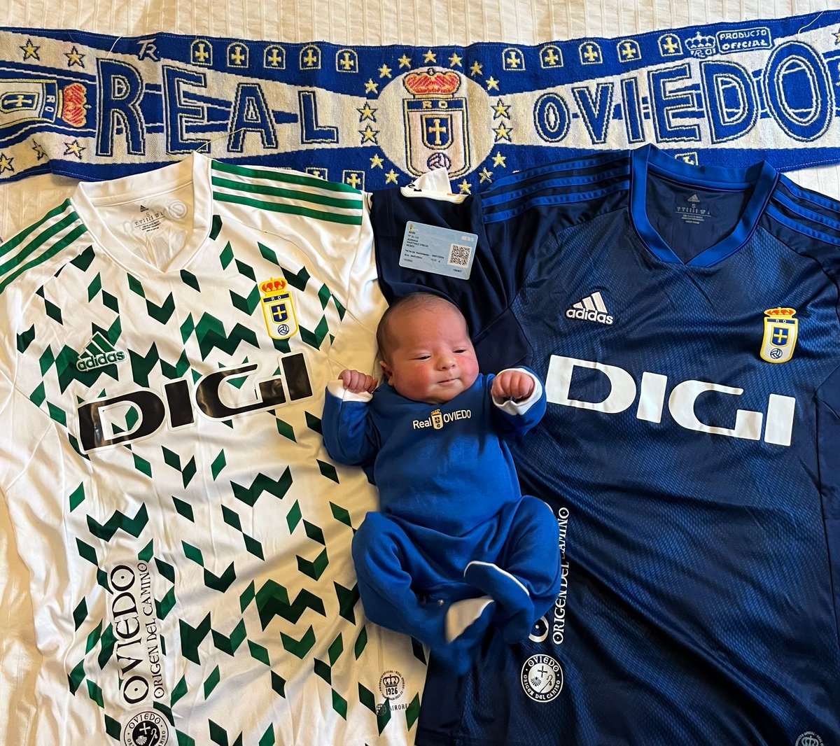 RealOviedo's tweet photo. 🙌🏻 Adriana Martínez Creus acaba de unirse a la familia azul, con toda la fuerza del mundo para la segunda vuelta. ¡Bienvenida, pequeña! ➕💙

#BebéOviedista 👶🏻
#RealOviedo 🔵⚪️ https://t.co/YZQQk11Q4X