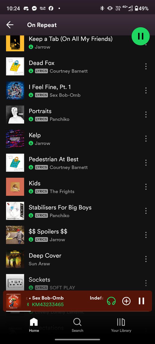 SkyeTheRedKitsu's tweet photo. Me VS on repeat https://t.co/WHvLsKzFZb