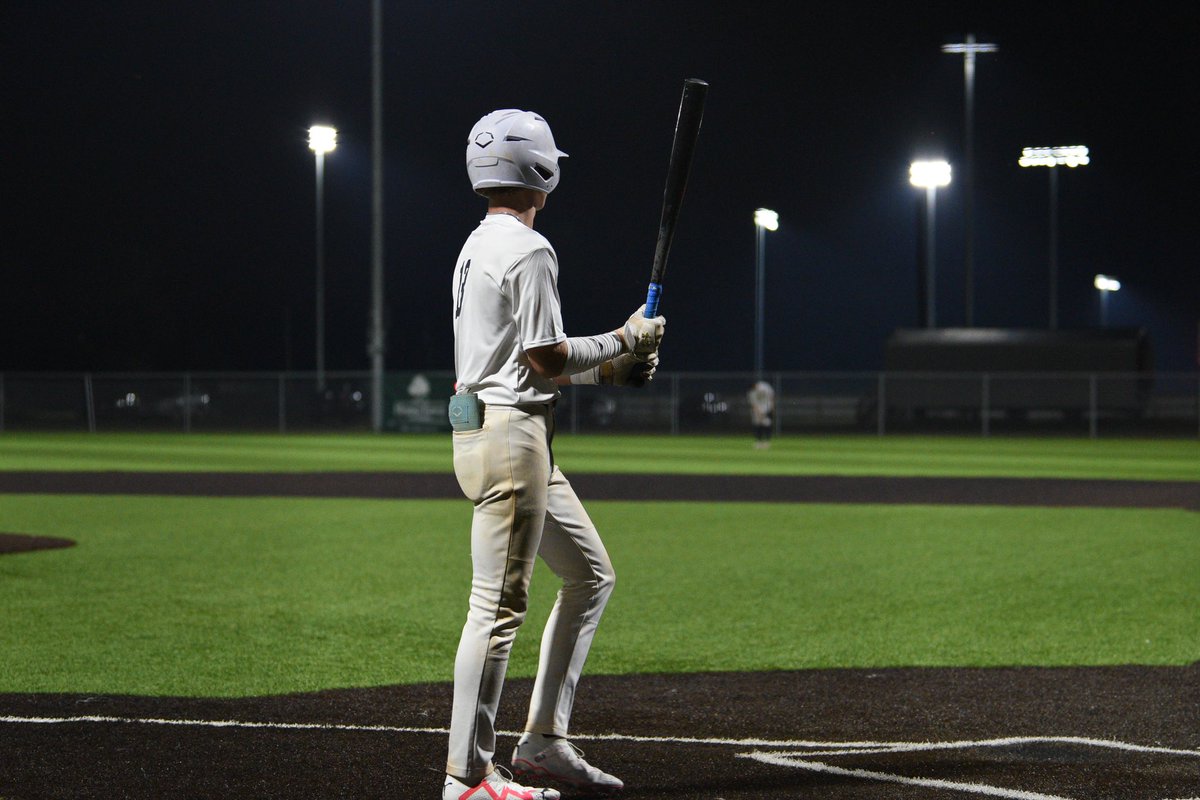 SawyerW46895355's tweet photo. Been putting that work in. Now heading down to Fort Meyers, FL for the 15u PG East MLK Championship tournament this weekend with Spects National Platinum. @arprospectcoach @ARPROSPECTS @SpectsBaseball @Spects_CoachP #whereprospectsplay #ARprospects #perfectgame https://t.co/xPAjSlf6tE