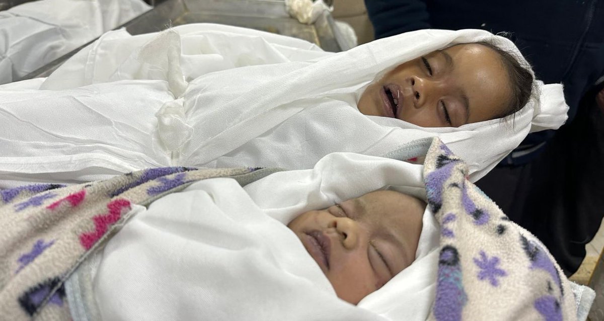 Kejahatan Zionist Israhell 

#EndIsraelsGenocide 
#EndIsraelsGenocide