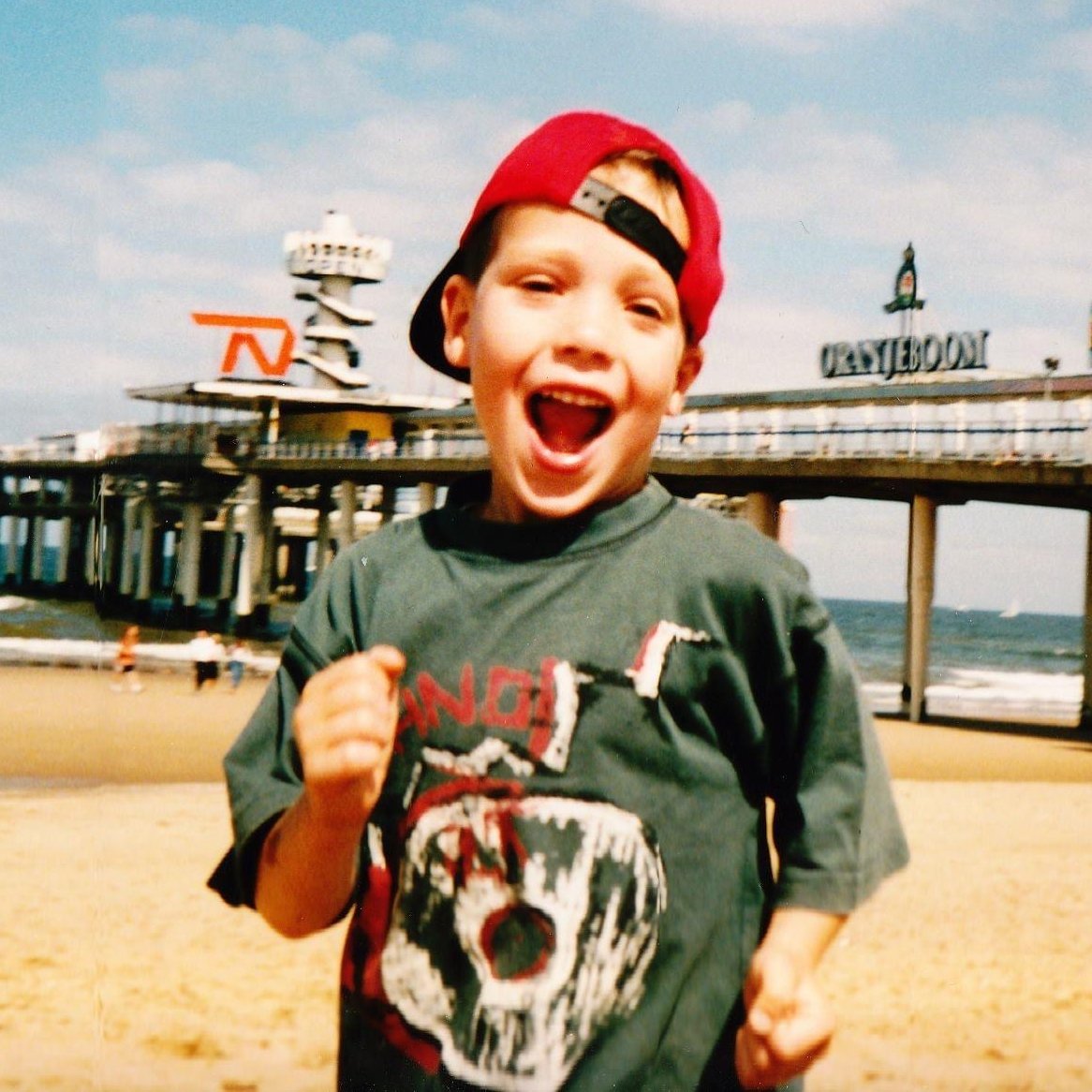 It’s a few years later, but as happy as it was then. A happy 31st birthday for <a href="/TimoRoosen/">Timo Roosen</a> today! 👶🎂

We hope you have a great day, Timo! 🎉