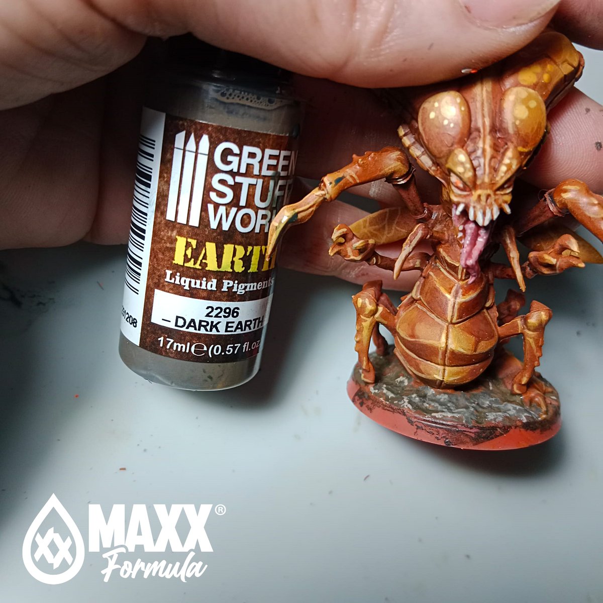 greenstuffworld's tweet image. The unmistakable stamp of our colleague @marta_minifactorum   when she applies all her art to our Maxx Formula, to paint miniatures of this enormous quality. #greenstuffworld #chibiart #Chibi #PaintingWarhammer #miniaturepainting #miniatures
