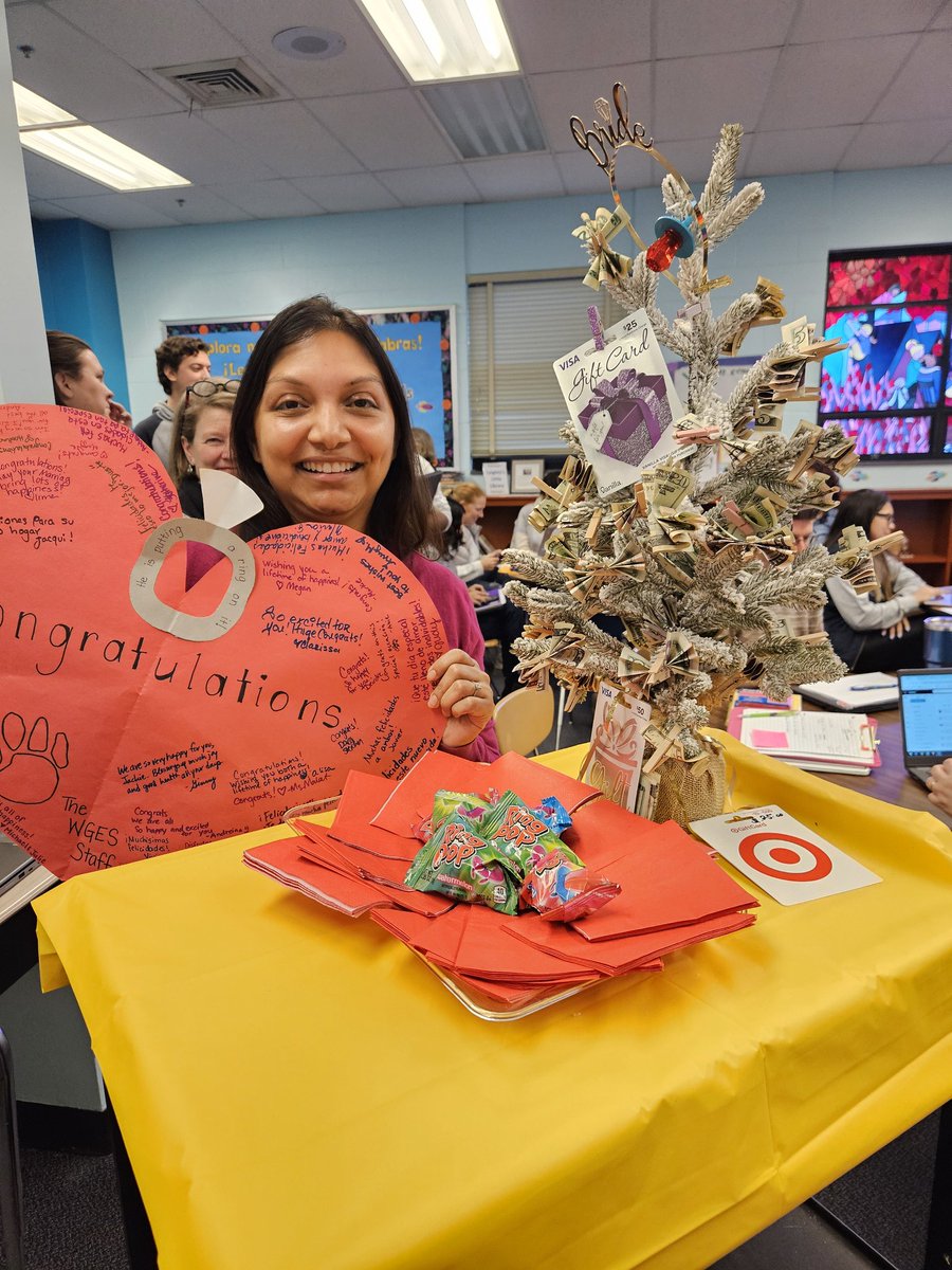 Katherine Wells (@wellsspedtchr) on Twitter photo 🎉Felicidades a la Sra Hernandez💍 The <a href="/WGES_mcps/">Washington Grove ES</a> staff showered her with a money tree as she prepares for her upcoming wedding! 🎉Felicidades a la Sra Hernandez💍 The <a href="/WGES_mcps/">Washington Grove ES</a> staff showered her with a money tree as she prepares for her upcoming wedding!