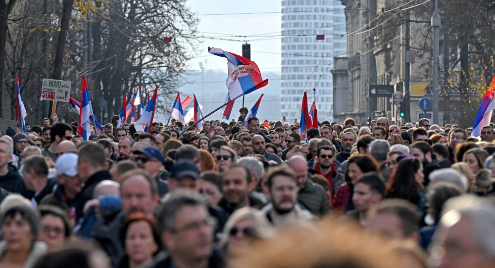 Carnegie_Europe's tweet photo. 🇷🇸 | Serbia's Authoritarian (Re)turn

The conduct of #Serbia's latest elections points to the country's democratic decline.

The EU cannot stay neutral in the face of President Vučić's provocations and authoritarian tendencies.

New by @DimitarBechev 👉 https://t.co/go8A4MjYEL https://t.co/2MMJ4O1Kxz
