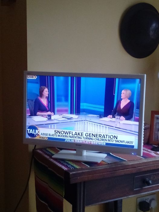 JGONeill's tweet photo. @TalkTV Have u been taken over by Star Trek? https://t.co/gAHZbT6XCH