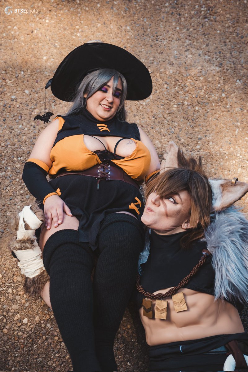 gtroxxxy's tweet image. ✨️Introducing the Crunchiest Creature and the Rancid Rat Witch✨️
Ft. @casseography as @BasilWoof_ and @gtroxxxy as @bootoober!!
Photos by @btse 💕
#werework #werecosplay #bootheart #boothecosplay