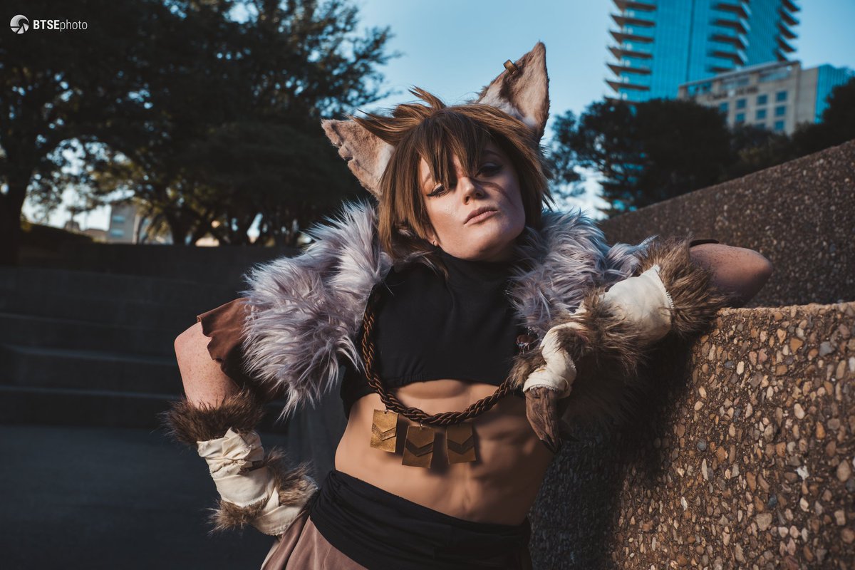 gtroxxxy's tweet image. ✨️Introducing the Crunchiest Creature and the Rancid Rat Witch✨️
Ft. @casseography as @BasilWoof_ and @gtroxxxy as @bootoober!!
Photos by @btse 💕
#werework #werecosplay #bootheart #boothecosplay