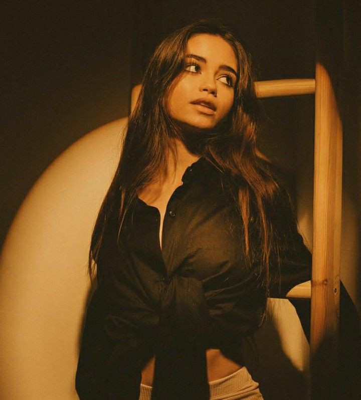 findingpresley's tweet photo. ℐ'𝒅 𝒈𝒊𝒗𝒆 𝒚𝒐𝒖 𝒕𝒉𝒆 𝒔𝒕𝒂𝒓𝒔, 𝒃𝒖𝒕 𝒕𝒉𝒆𝒚 𝒅𝒐𝒏'𝒕 𝒔𝒉𝒊𝒏𝒆 𝒂𝒔 𝒃𝒓𝒊𝒈𝒉𝒕 𝒂𝒔 𝒚𝒐𝒖 𝒅𝒐. https://t.co/xvBfbi5AHn