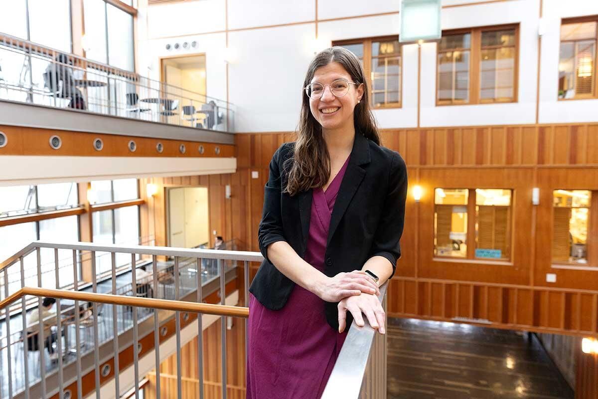 Robert Sanders (@bobthesciguy) on Twitter photo Congratulations to <a href="/UCBerkeley/">UC Berkeley</a> astrochemist Jennifer Bergner, winner of this year's Annie Jump Cannon Award in #Astronomy from the #AAS buff.ly/48PXPWM <a href="/UCB_Chemistry/">College of Chemistry</a> <a href="/AAS_Office/">American Astronomical Society (AAS)</a> Congratulations to <a href="/UCBerkeley/">UC Berkeley</a> astrochemist Jennifer Bergner, winner of this year's Annie Jump Cannon Award in #Astronomy from the #AAS buff.ly/48PXPWM <a href="/UCB_Chemistry/">College of Chemistry</a> <a href="/AAS_Office/">American Astronomical Society (AAS)</a>