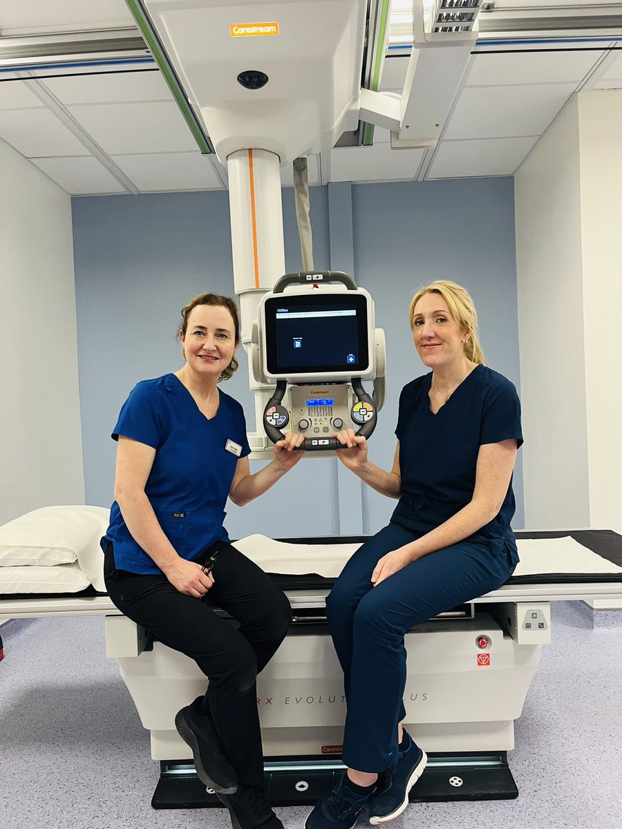 We are delighted to showcase our new state of the art Carestream X-ray Unit. This will improve patient safety with a reduction in radiation exposure and an improvement in image quality. @DonnellyStephen @roinnslainte @HSECHODNCC @CORUIreland