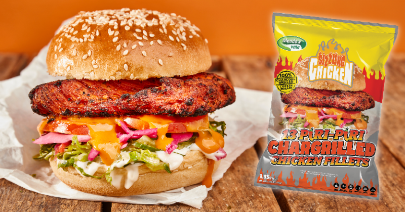 meadowvalefoods's tweet photo. Take an in depth look into our Chargrilled Original and Piri Piri Fillets from the brand new #SizzlingChicken range 

If you're looking to serve up the ultimate chicken burger this year, look no further! ⬇️ #foodservice #hospitality