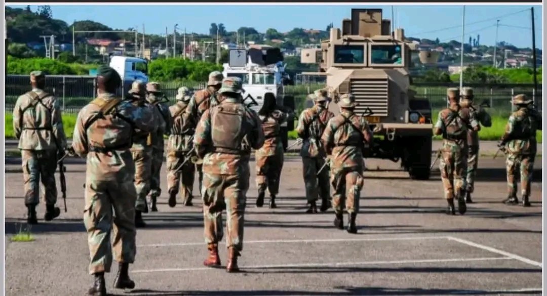 JustinNsengima's tweet photo. #Ishyaka Democratic Alliance, DA, ritavuga rumwe nโubutegetsi bwโigihugu muri Afurika yโEpfo, ryaburiye ingabo zacyo ko ziri kwishora mu muriro zitazabasha kwikuramo mu Burasirazuba bwa RDC kuko ngo #M23 numutwe udasanzwe Kndi kobafite icyobarwanira kontampamvu bakwiye kubarwanya. #FDLRFatshi
@Fatshi20
@bbisimwa
@GuillaumeNdjike @JTAtv5monde @KatangaCynthia @michombero
@WillyNG0MA
@UN @POTUS @M23_ARC
@kivuresidence @Umukasi_Kivu @albcontact @KARANGWASewase @JanvierPopote