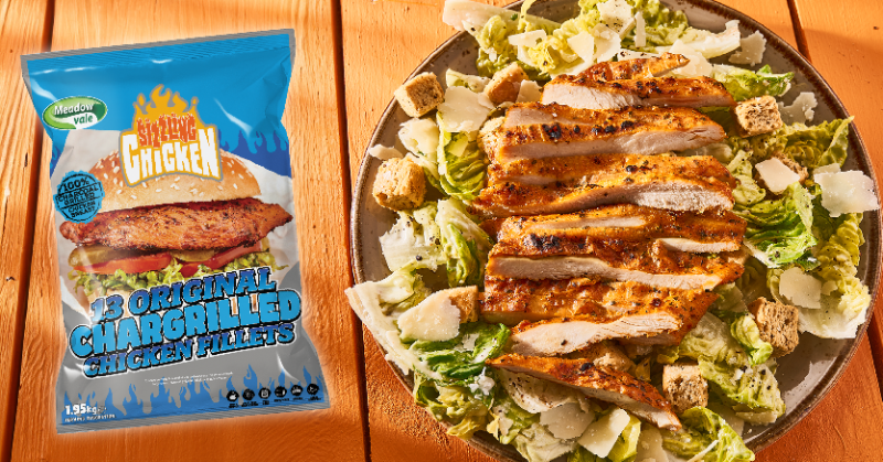 meadowvalefoods's tweet photo. Take an in depth look into our Chargrilled Original and Piri Piri Fillets from the brand new #SizzlingChicken range 

If you're looking to serve up the ultimate chicken burger this year, look no further! ⬇️ #foodservice #hospitality