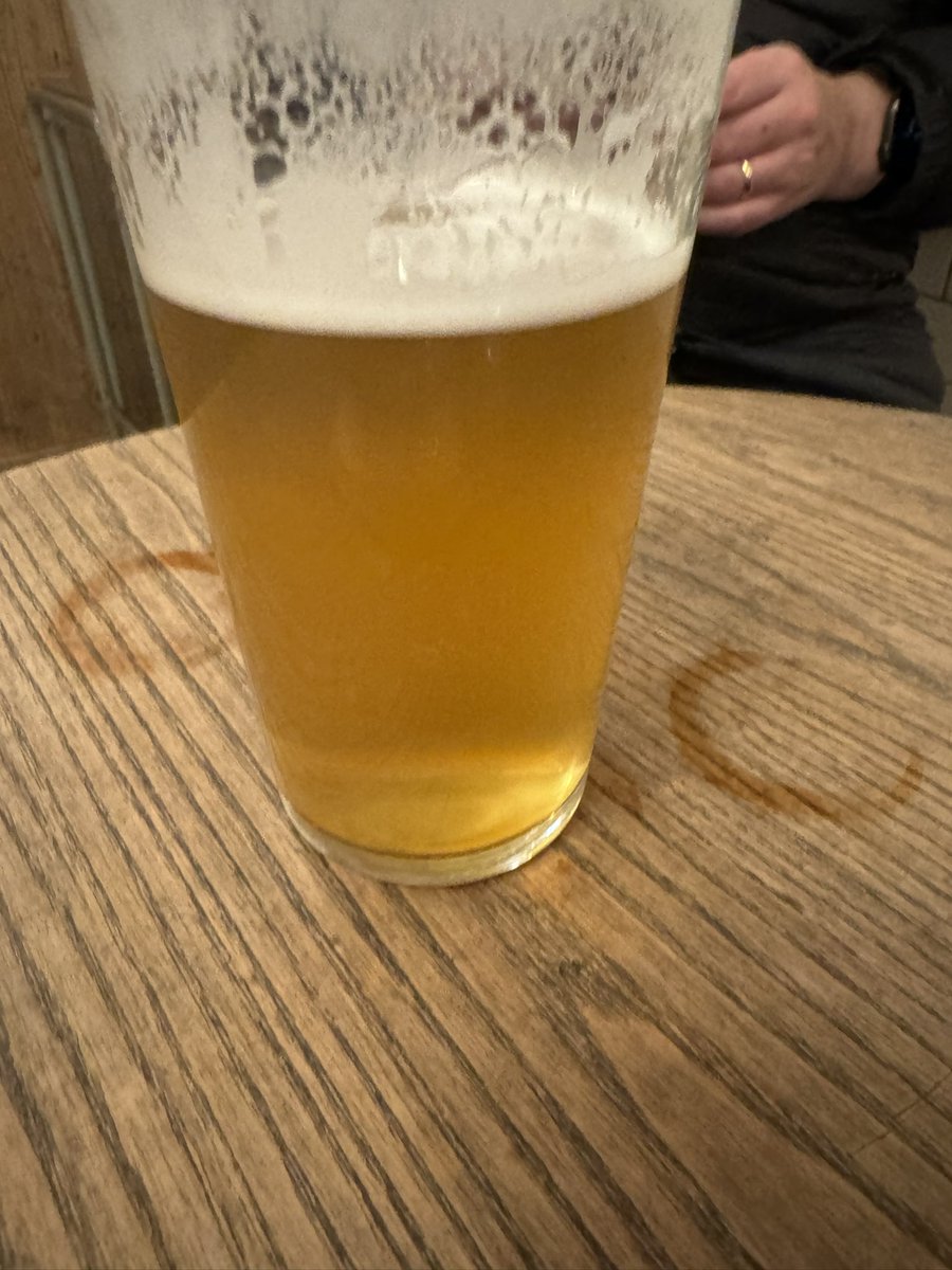 Ahhh Manchester City Centre. You never fail “yeah it’s supposed to be cloudy” 
Well it’s not cloudy on my bar pal. About time brewers stopped supplying incompetent pubs