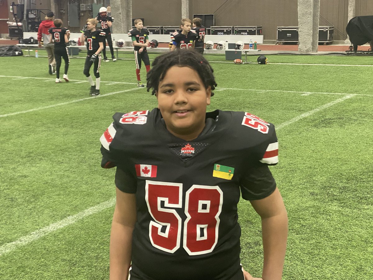 bjizzle56's tweet photo. Battle On The Prairies start at 11:30... 10U Sask Selects taking on Airdrie... @SaskSelectsFB #SaskSelects #battleontheprairies #MooseJaw https://t.co/81Z8lON76s