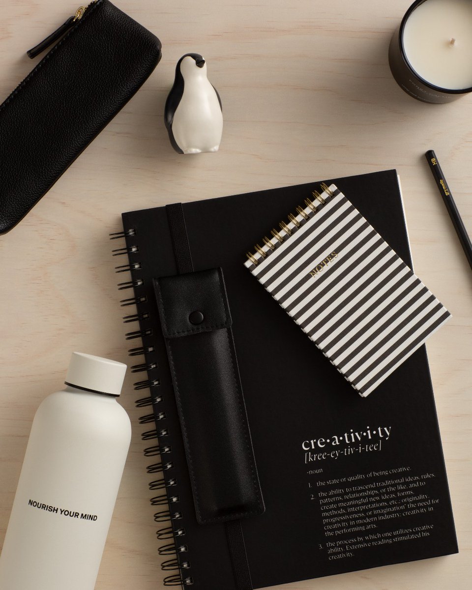 New @livegrymattr office supplies to help zhuzh up your office workplace 📓🖊✨ We want it all! Grab yours at Staples.ca or visit a store near you. . . . #StaplesCanada #WorkLearnGrow