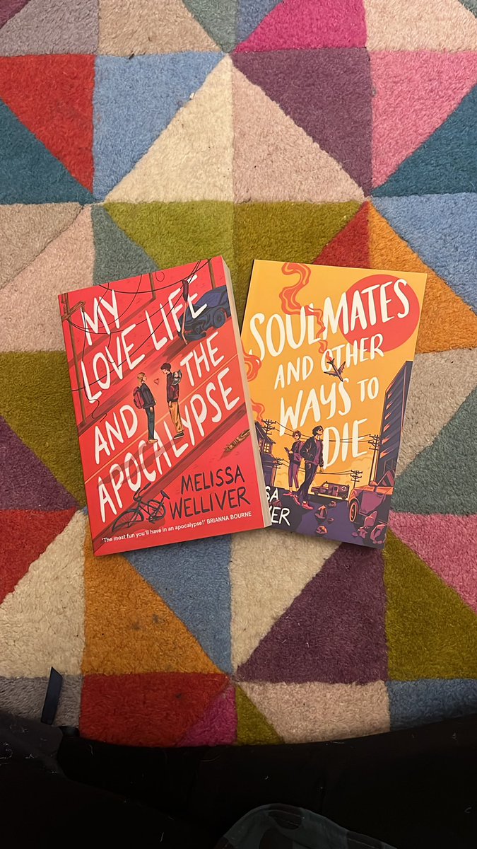 This little orange book baby came today and they look so good together! Soulmates and Other Ways to Die, Out 14th March with @chickenhsebooks! Soulmates: amzn.eu/d/2sdZtBM Love Life: amzn.eu/d/6OKHdiv