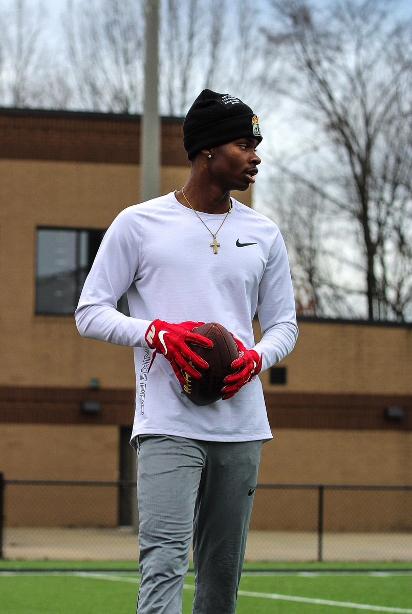 Brent Bonzo Barnes Jr. tweet media