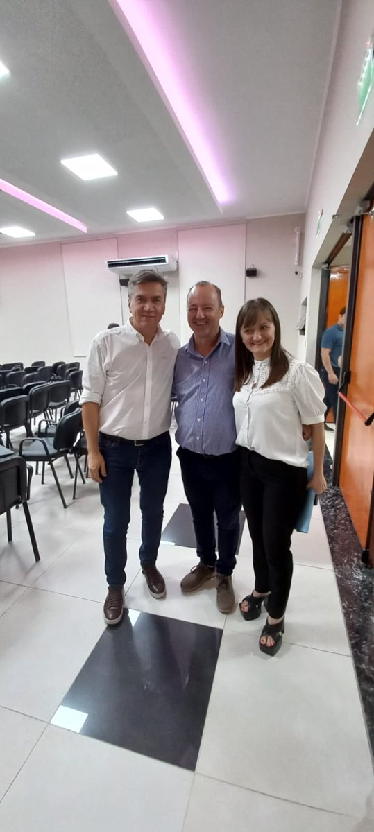 iifa_chaco's tweet photo. En el día de ayer, se llevó a cabo la Jornada de mesas multisectoriales de trabajo y simultáneas, en la ciudad de Charata.

@carlosfavaron https://t.co/g9vHvNeJ5w