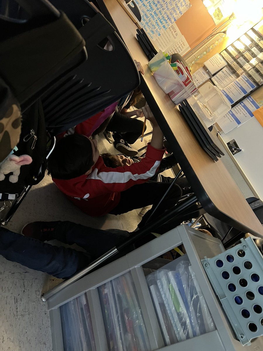 Channeling our inner Michelangelo🖌️ <a href="/Escamilla_AISD/">Escamilla Elementary School</a> <a href="/BMElifritzT/">Bobbie Taylor</a>