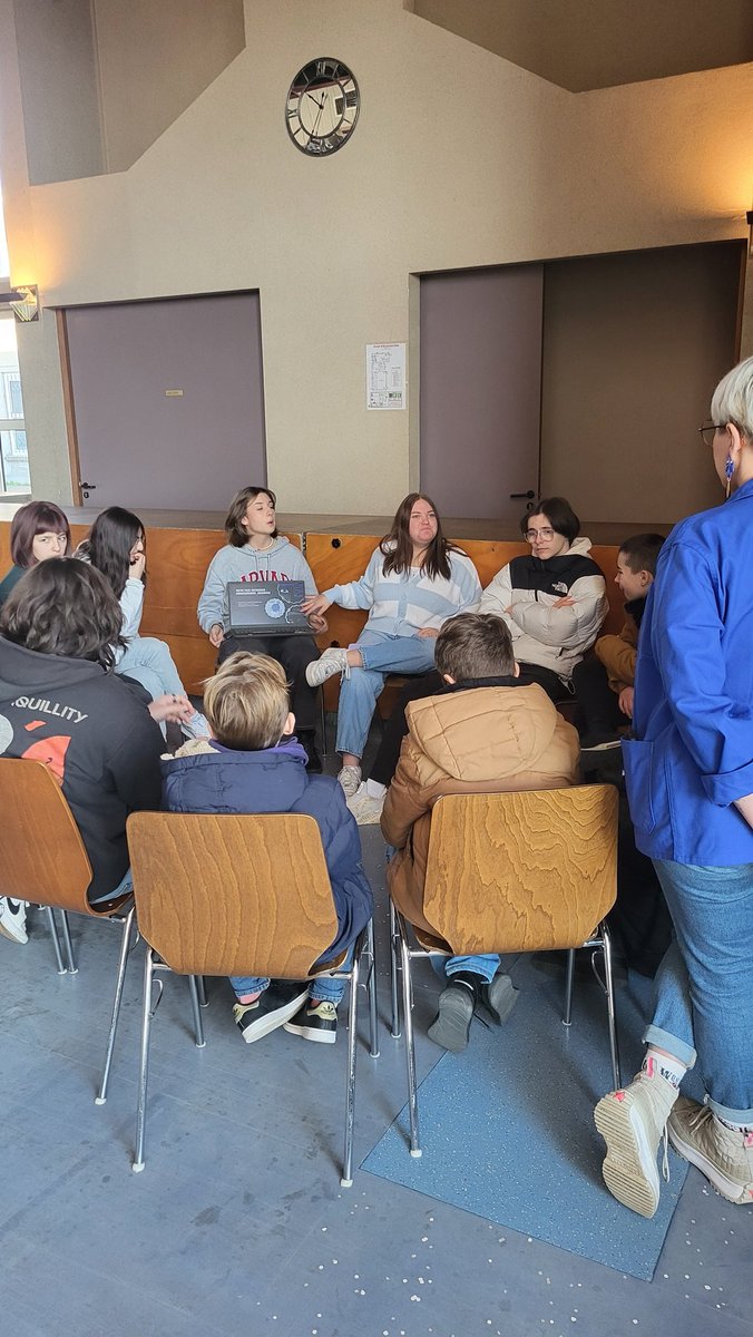 Très riche rencontre entre les ambassadeurs #pHare du collège Adalbert, du groupe scolaire Antoine Gapp et du LPO La Briquerie !
 Echanges, transmissions, actions communes à venir...
C'est ensemble qu'on dit #nah 
<a href="/Dsden57/">DSDEN de la Moselle</a> @GregoryPremon <a href="/bouzonville57/">Bouzonville</a> <a href="/labriquerie/">LPO Labriquerie Thionville</a>