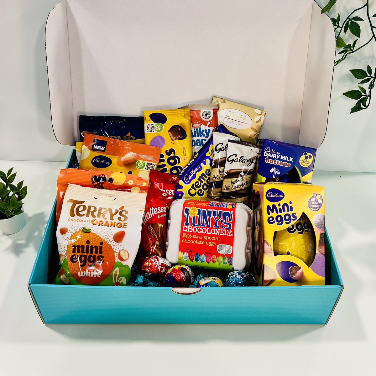 We’re only *just* over Christmas but already being asked about Easter gifts! 😃 Luckily we have a great collection in our Ready To Go range and of course we can create bespoke #Easter gifts too. colleaguebox.co.uk/seasonal #ColleagueBox