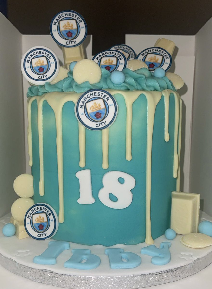 Thank you @cornerhousecake for baking my 18th cake what my bro had requested with his fav team & sponge. So with hitting my target, I decided to sell each slice to help a place that has looked after me for 18 years & I can’t them enough our fab Oldham Paediatric A&E raising £106.