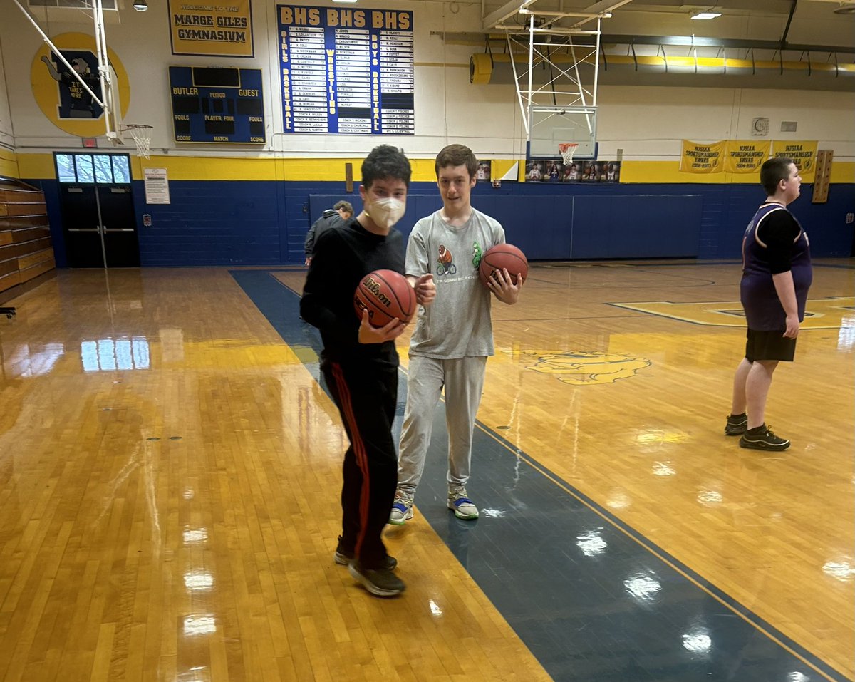 Basketmomma7's tweet image. Butler Unified Hoops back  in action 
Had some introductions, some pick-up, and some  fierce knock out battles 🏀
Lets go Dogs 🐾💙💛
#wechoosetoinclude
#playunified #ballislife
@bhsbulldogsnj @SONewJersey @BrianBaylor21