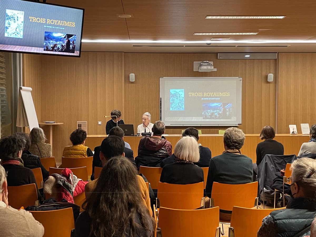 ForasCharlotte's tweet photo. Ce soir, une brillante conférence à l’⁦@Ecoledeschartes⁩ par Danielle Elisseeff autour de son ouvrage des Trois royaumes édités chez ⁦@PComposes⁩ ⁦@psl_univ⁩ https://t.co/STTMOrNwTQ
