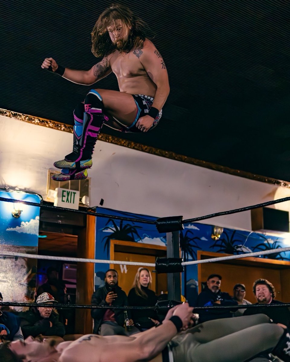 zhendrixbrand's tweet photo. Top Dog!
πΈ credit: Karl Alan Media & @AcrosstheeRing
#GGRE #countryair #prowrestling #indiewrestling #4ww #takeawhiff https://t.co/LwIogX8Uez