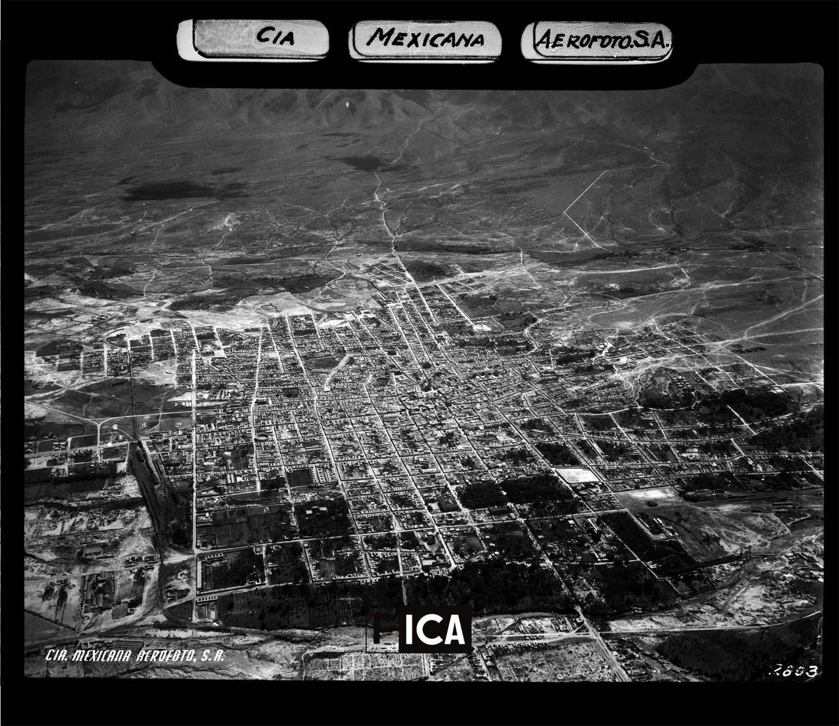 ICAMexico's tweet photo. ¿Sabías que el Fondo Aerofotográfico del Acervo Histórico de Fundación ICA reúne 134 fotografías oblicuas, 67 obras verticales y 40 mapas del estado de Coahuila? Consulta las colecciones digitalizadas en #CODIFICA #AcervoHistórico https://t.co/q4bvg2rmRs https://t.co/sn41pcXRJm