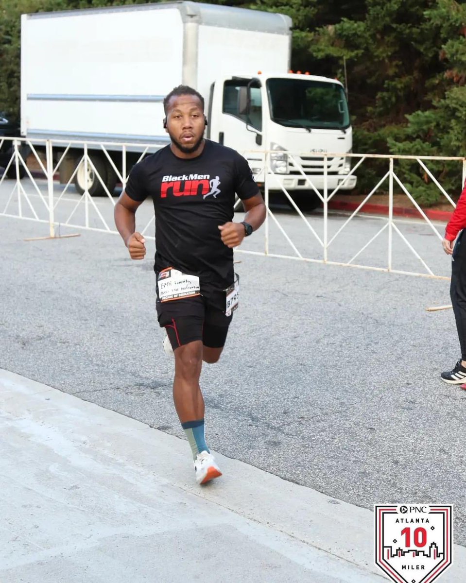 michaelrowe's tweet photo. Leroy Miles does so much for the community.  We're incredibly grateful that he is also a sponsored runner for @LOVERUNPHILLY and @LegacyOfHopePHL, helping to provide emergency support and hope to cancer patients and their families.

"I run to escape from the world of 'what we can’t do" and turn it into 'what we can do' without being afraid to travel the path that is motivating and uplifting to define self awareness; knowing who you are, where you come from and how far you have come while facing challenges, roadblocks and adversity." 

"I'm setting the stage to motivate others as much as they motivate me."

To Leroy:  Philadelphia is lucky to have you ❤️

Run the @LOVERUNPHILLY half marathon or 7K with Leroy Miles and hundreds of others who are running for free and running with a purpose.  Let's motivate each other.  

Sign up at https://t.co/VPAQa1t0Nd

#legacyofhope
#loverunphilly 
#phillyrunsfreee

photo:  @BKLphoto