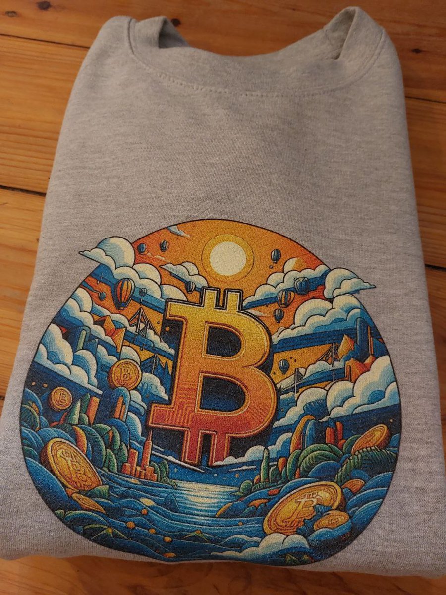 Today is a good day to wear a new #Bitcoin  shirt 😍 
Let me know what you think.

#Bitcoinfashion #tshirtdesign #tshirtlovers #NFTCommunity