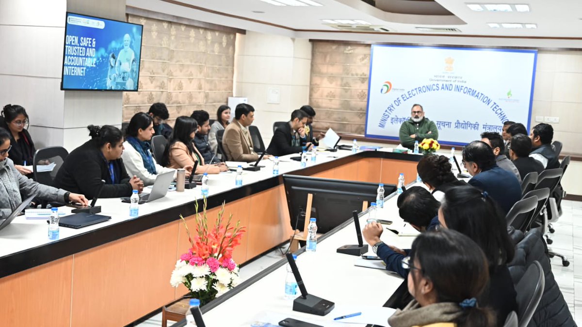 _DigitalIndia's tweet photo. Digital India Dialogues chaired by MoS @Rajeev_GoI held with @NCPCR_ & Social Media Intermediaries on January 11, 2023.
Focused on the objective of making the internet #SafeNTrusted for children, MoS @Rajeev_GoI urged the platforms to have ZERO tolerance against Child sexual abuse material #CSAM and encouraged them to create more positive content that will help children’s well-being & growth.
#DigitalIndia #OSTA #IndiaTechade @GoI_MeitY