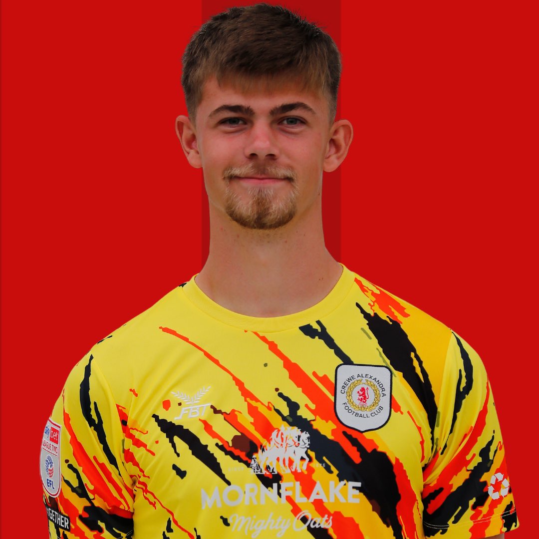 GMcGarrySport's tweet photo. @crewealexfc fans 👀look out for two in-depth  interviews from your manager #LeeBell and your goalkeeper #TomBooth.

Bell talks: Joe White, Connor O’Riordan,
Transfer Window, Injuries and @Official_STFC 

Boothy on being the number 1, promotion hopes, fans, and goalies union. https://t.co/V58Ec2XLhh
