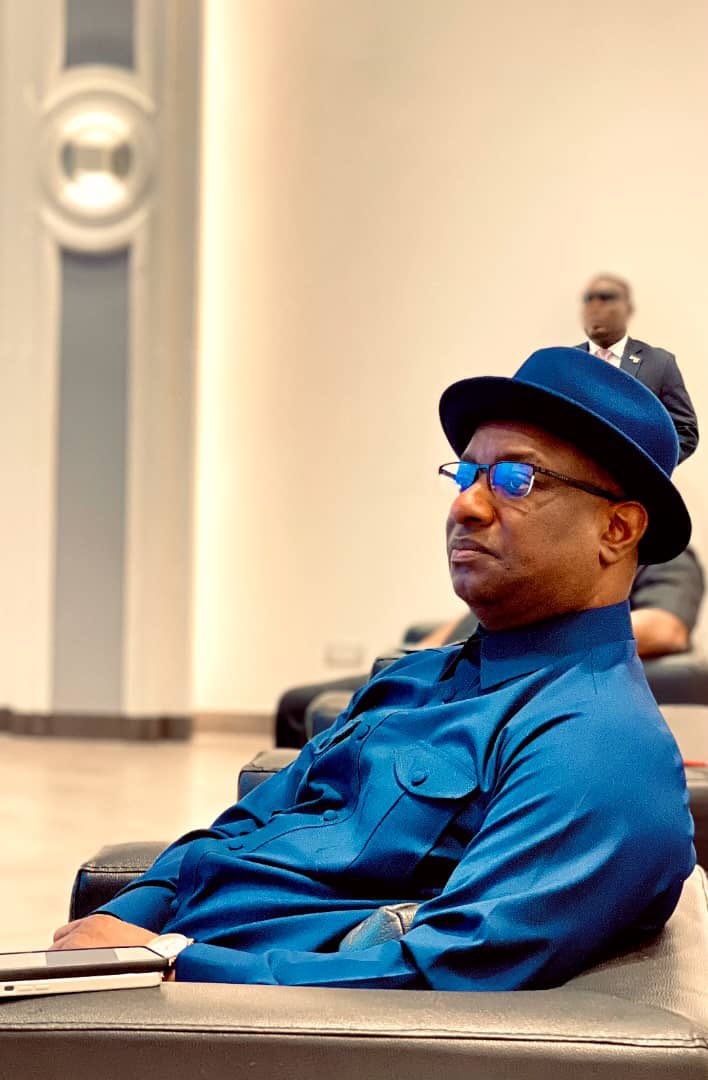 nigeriaairspace's tweet photo. 🛫✨ #HappeningNow: Our Managing Director, Engineer A.U. Farouk, and fellow CEOs/Directors in the aviation ministry officially inaugurated by Hon. Min @FKeyamo! Cheers to safe skies and exciting times ahead! #AviationLeadership #InaugurationDay #NAMALeadership #NAMA #SafetyFirst https://t.co/p9JXCKCRL3