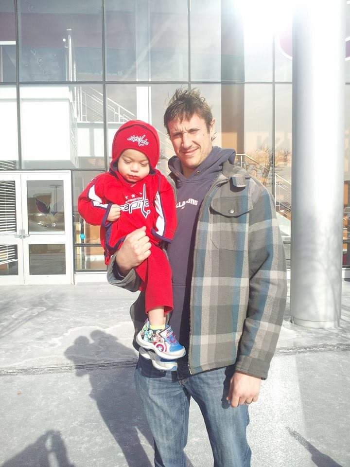 TheWuWu's tweet photo. 9 years ago.....9!!!!!! 9????? #JayBeagle #Beags 😭😭😭😭😭😭 https://t.co/x5zaPLuLlj