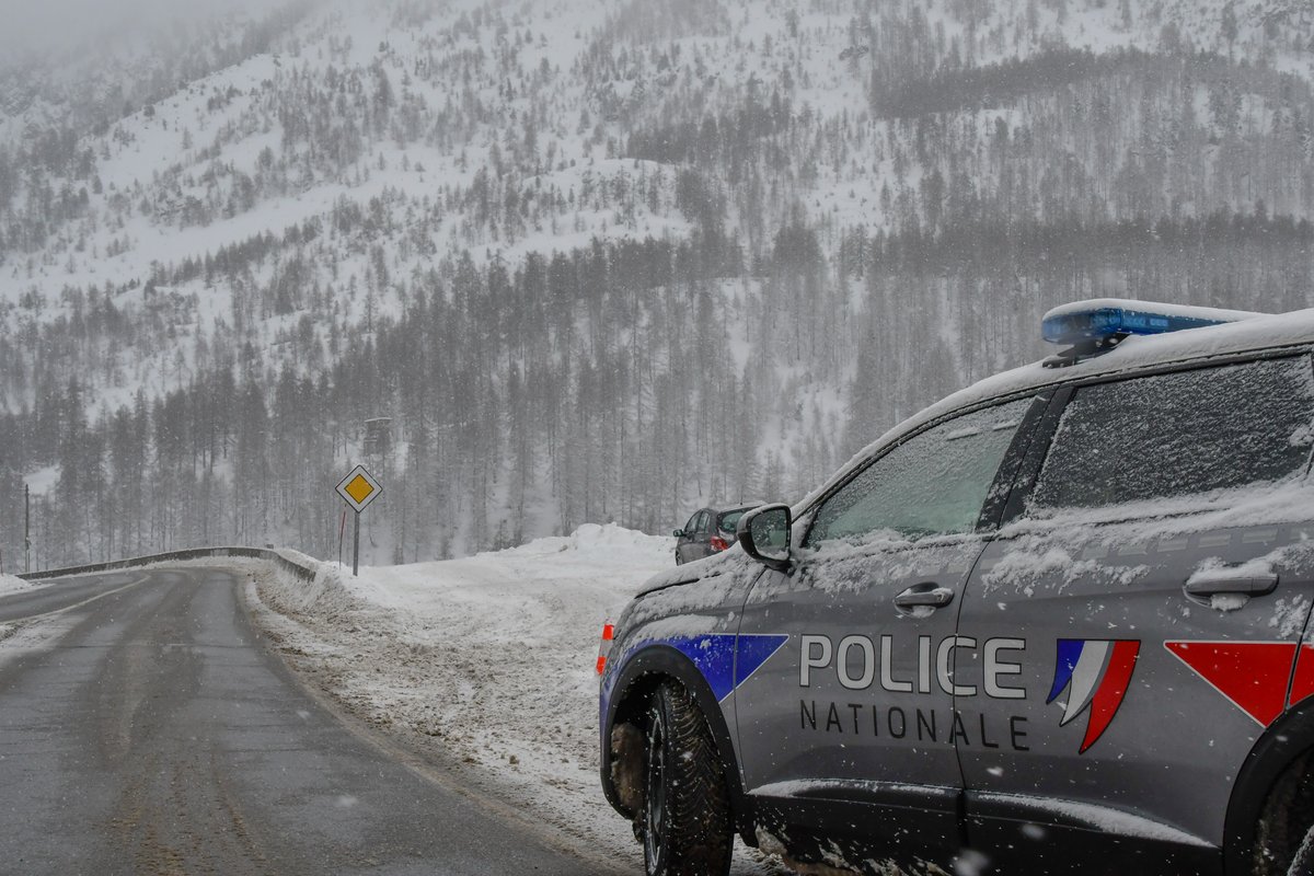 Police nationale 05 tweet media