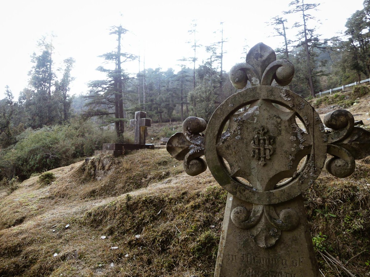 bobbydevito's tweet photo. Where I tweet from 

(I take a lot of photos. But this is one of the rare ones that speaks to me)

#photography 
#charnelgrounds
#himachalpradesh https://t.co/fqZieQRW5D