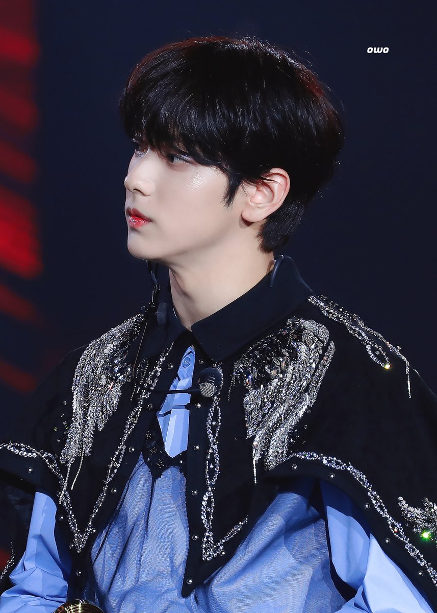 [HQ] 240110   

🏆

#수빈 #SOOBIN #スビン 
#TXT_SOOBIN #TOMORROW_X_TOGETHER