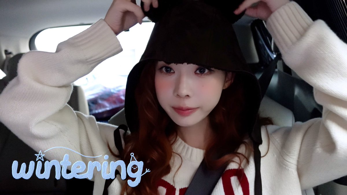 폼 미쳤다잉🧸🎳 | 윈터의 하루 ❄️ 추억의 간식, 볼링, 한강 산책 | Wintering Vlog

youtu.be/EJo881yiVww

#aespa #æspa #에스파 
#WINTER #윈터
#Wintering #Vlog