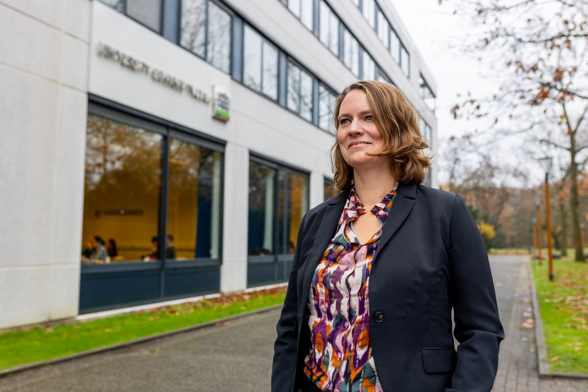 Maak kennis met <a href="/Emely_de_Vet/">Emely de Vet (moving to BlueSky)</a>, de nieuwe decaan van University College Tilburg. “Als je wil vernieuwen, moet je wild durven denken.” #character #courageous
tilburguniversity.edu/nl/magazine/ov…