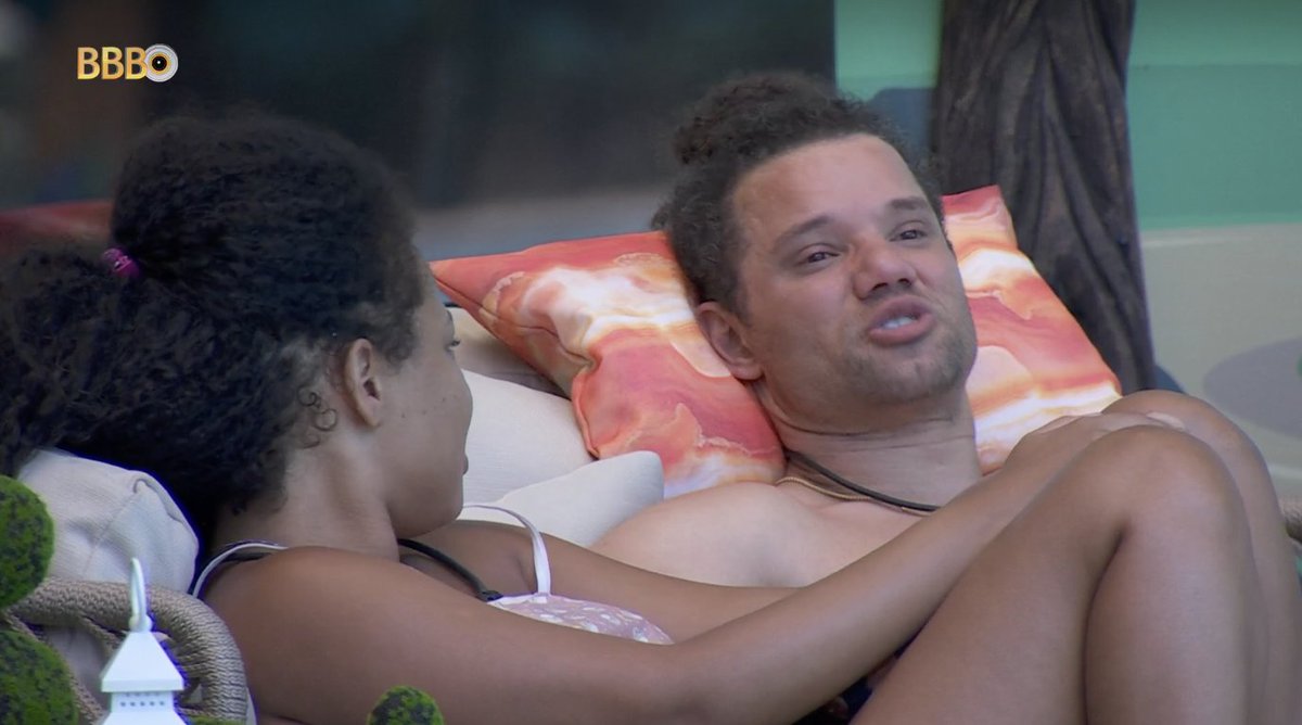 vaidesmaiar's tweet photo. Maycon dizendo que vai passar 3 meses chorando em casa assistindo o povo na televisão. https://t.co/9t9uxWEBeK