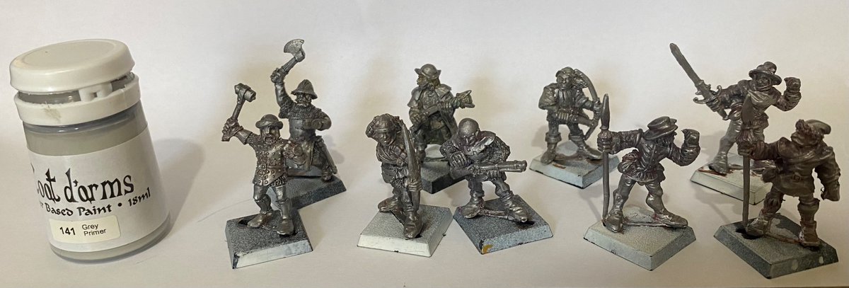 Newpers77150010's tweet photo. #warhammer #whow #Empire #doatdarms #oldhammer
Getting back into middling by re-painting some old citadel and marauder miniatures I had to act as Free company men of Stirland. Stating off I will prim the lead models with Coat d’arms grey primer. https://t.co/iHpMyfhIQe