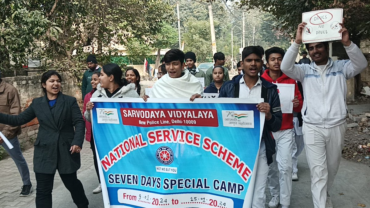 NSSSVNPL's tweet photo. Youth are brand ambassador for "SAY NO TO DRUGS"
Pledge ,awareness rally,  poster making,yoga activity on third day of  special camp With theme Healthy Youth for Healthy India. @_NSSIndia @NssrdD @DelhiNss @Dir_Education @nyksindia @gayatrichawla81 @1309004SVNPL @MoHFW_INDIA https://t.co/0Xz12kD1gH