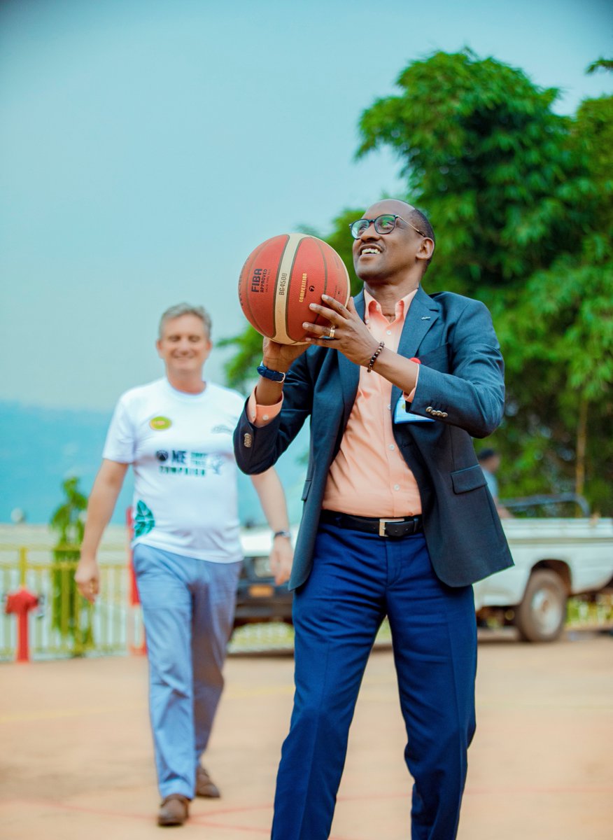 SkolRwanda's tweet photo. SKOL Brewery Ltd, in the #OneShotOneTree campaign by @OrionBBC that aims to plant as many trees as possible, pledged to plant #50trees for every goal scored by @RayonSportsWFC during the ongoing First Division Women League.
#1Goal50Trees #GreenRwanda @EnvironmentRw https://t.co/a51Qf1DgML