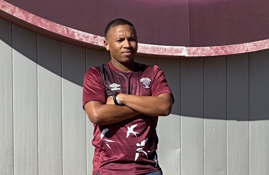 iDiskiTimes's tweet photo. "I heard there was a player called Andile Jali who had all the attributes to become a top class footballer."  

Stellenbosch head coach Steve Barker has explained how he discovered Andile Jali during his days at the University Of Pretoria. https://t.co/RjsSO4XzuY https://t.co/PhyPMxl5Ac