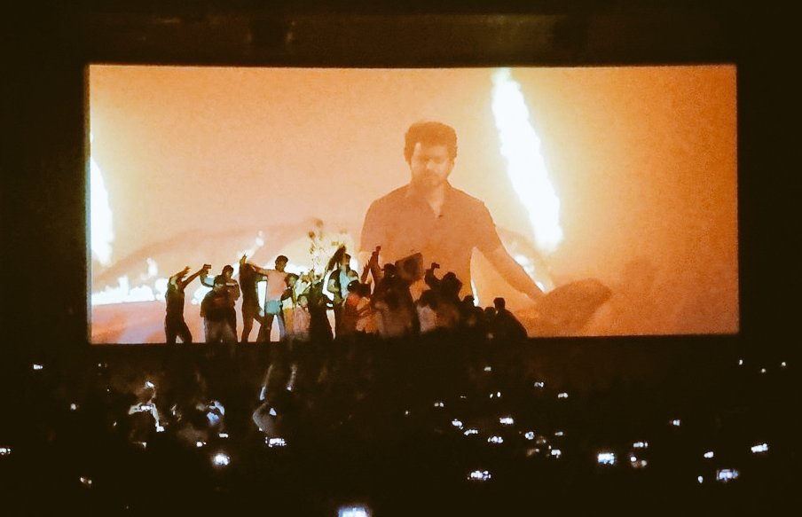 itz_H_VJ's tweet photo. Time to Give it Back Maame 💥👑
#PongalConquerorVIJAY

#1YearOfVarisu || @ActorVijay https://t.co/F8RgIFBDwI