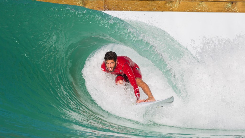 .@wavegarden announces Beyond The Club partnership with Filipe Toledo. tinyurl.com/5cs44eb8